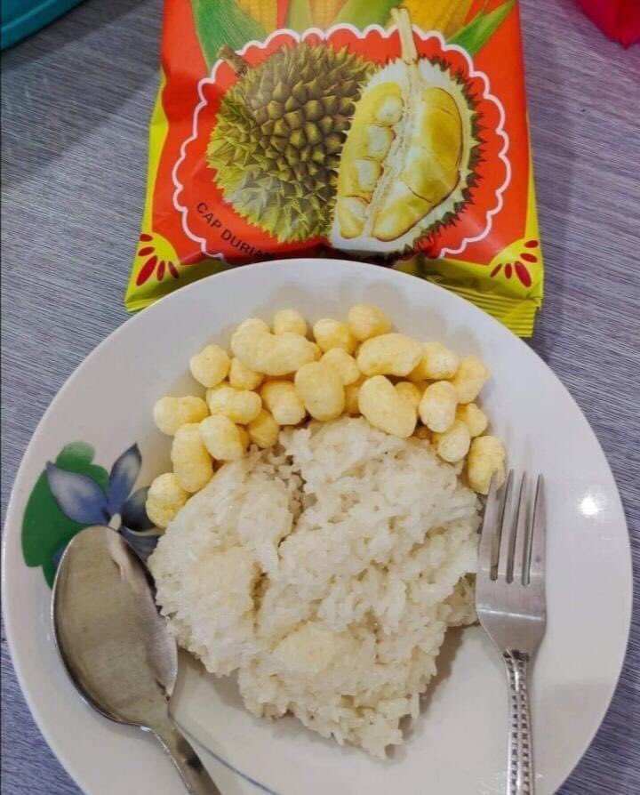 faizalriduan's tweet image. Lepaslah kempunan durian ‘Musang King’.

Tapi memang puas hati RM1.50 untuk 70 gram, isi sahaja tidak termasuk plastik pembungkus.

😅😂🤣

#DurianRuntuh #PKP3