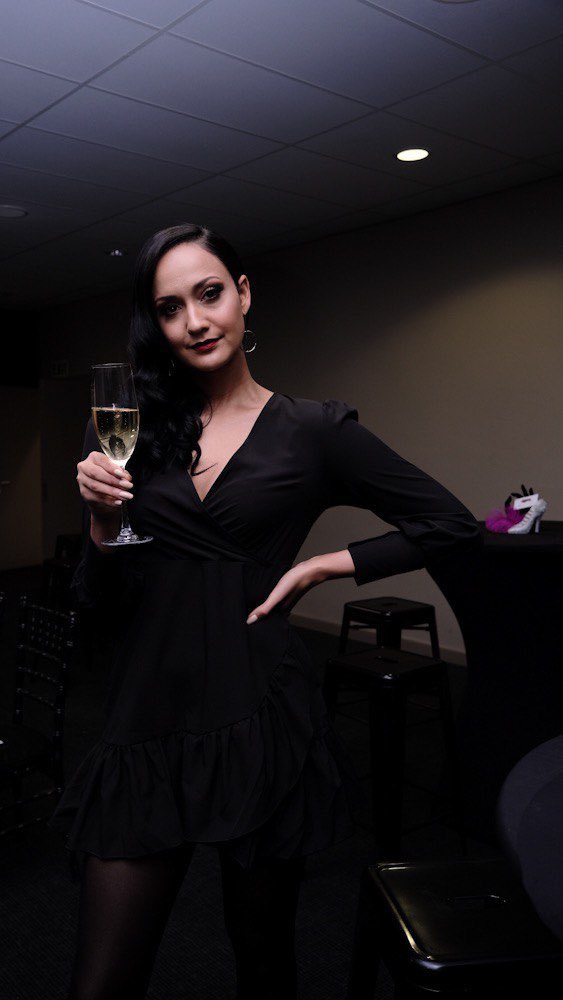 If you liked the dress I wore yesterday at #TakeABreakWithMishkaLoesch, you can get 10% off your order on <a href="/kalea_collectiv/">The Kalea Collective</a> - kalea-collective.com

Use my code: MISHKA10 
Valid until 30 June 

#DeetlefsMoment #MishkaxCosmetix