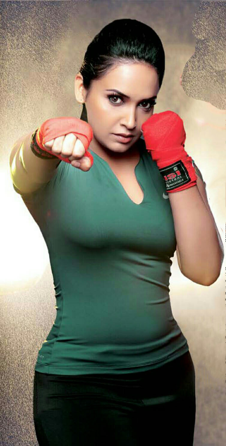 Actress Hot on X: #Post9 #Lena Tight Fit 👌 t.cobow07TvFc0  X