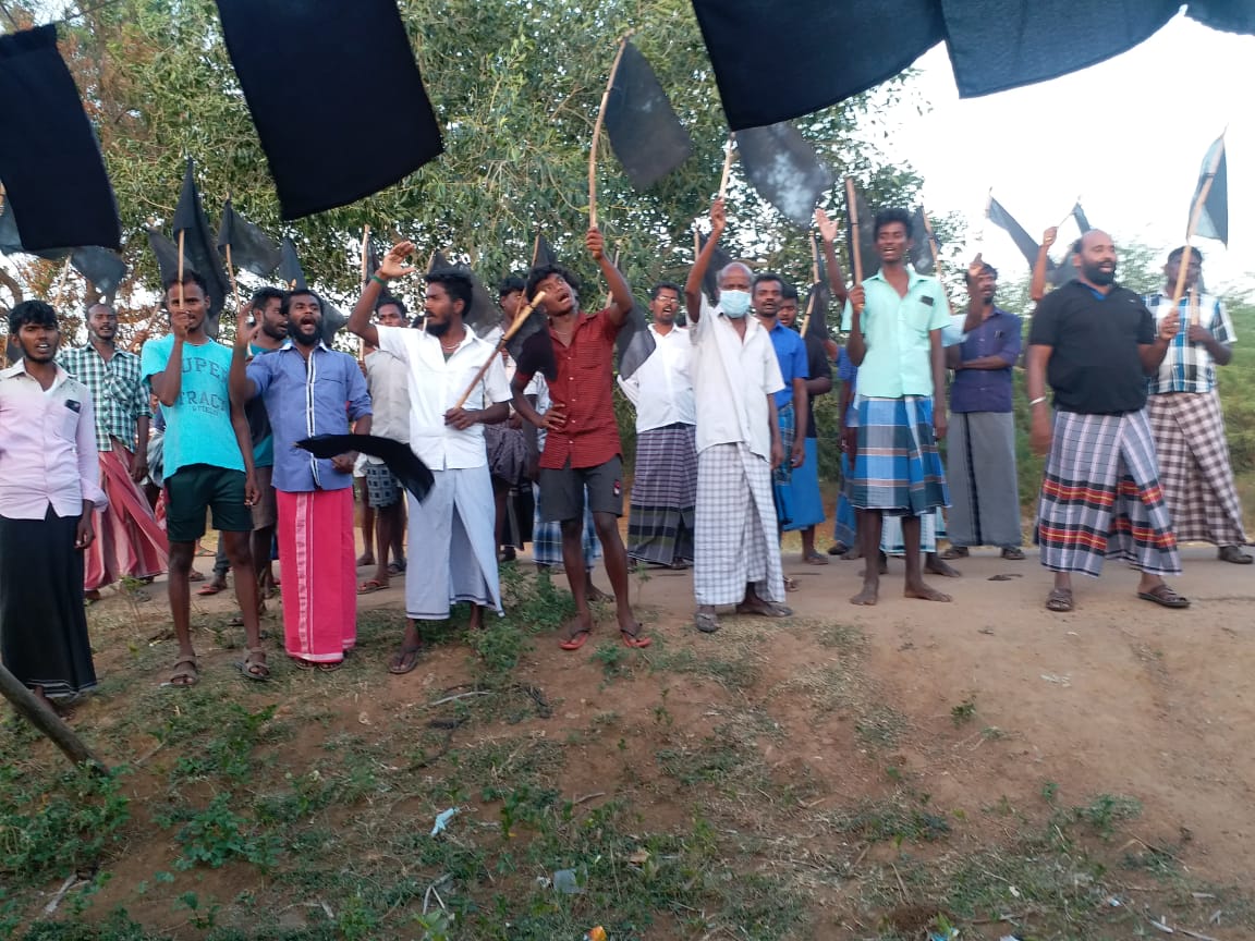 DKV_Tamilan's tweet photo. #தேவேந்திரர்இளைஞர்பேரவை 
#முத்துமனோவிற்கு_நீதி_எங்கே 
முத்துமனோ கொல்லப்பட்டது பாதுகாப்பு நிறைந்த மத்திய சிறைச்சாலைக்குள்...
மறந்து விட்டீர்களா... அதிகாரிகளே. https://t.co/tKIdEvbf1r