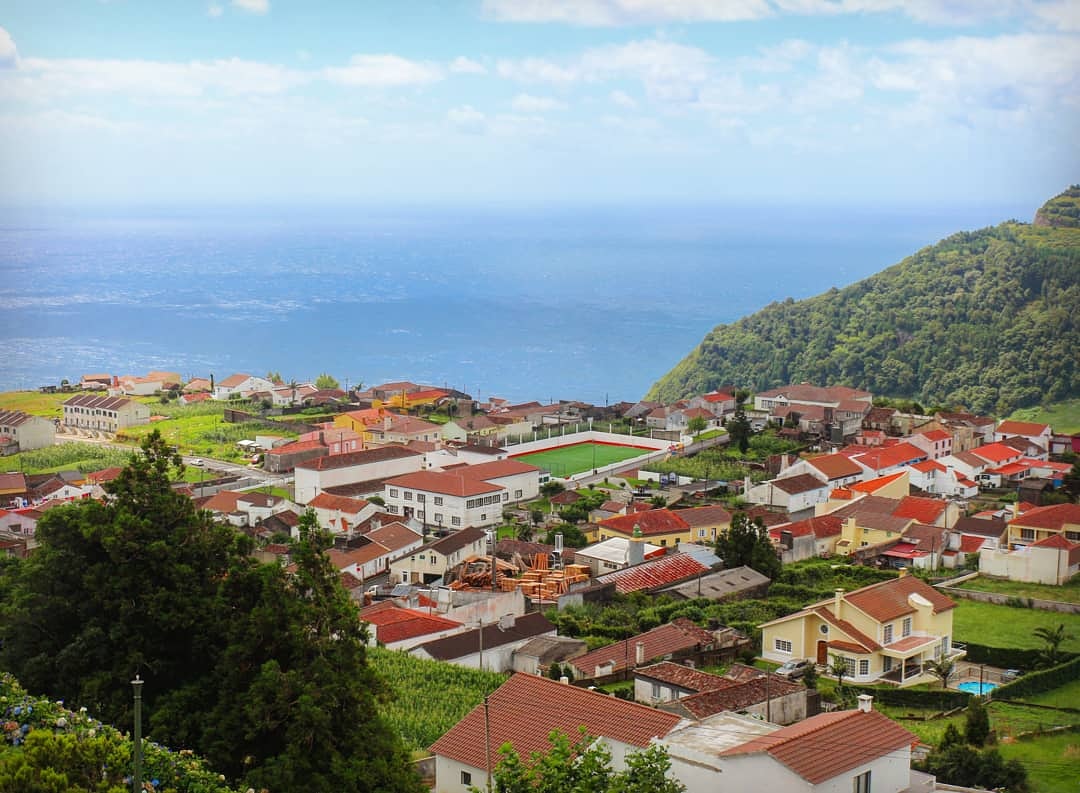 saomigueltours's tweet photo. Stay healthy, stay safe and stay positive! 🙂👍☘🌈🏠
.
#azores #azoresislands #azorestravel #azorestravel #azoresnature #azoreswhatelse #visitazores #nature #village #sky #ocean #saomiguelisland #travelling #travel #travelgram #newadventures #newplaces #exploretheworld #adventur https://t.co/2olZNOdvNf