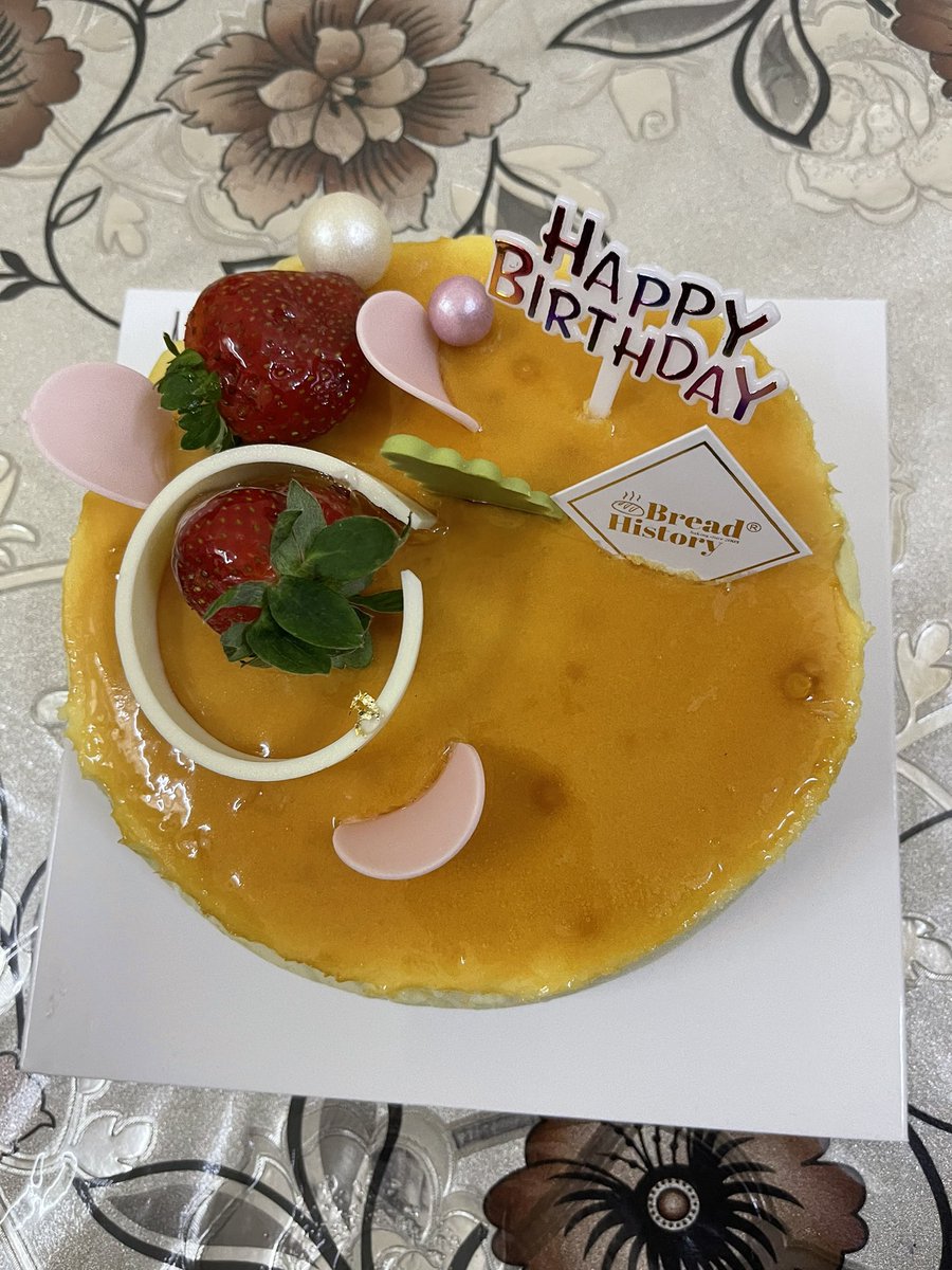 IndraCurry's tweet photo. Cake ❤️ https://t.co/foWSYAelxz