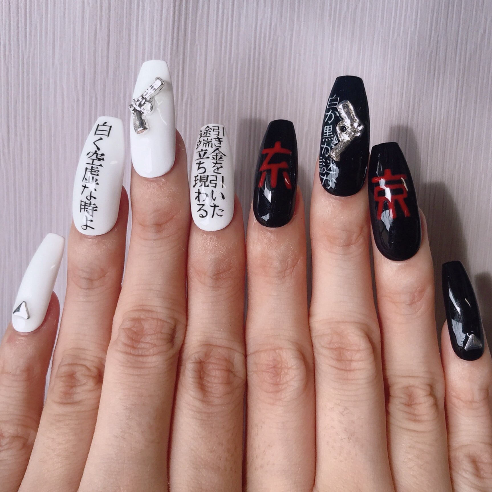 Aconi Closetnail ネイルチップ販売 東京事変 永遠の不在証明 イメージネイル インスタには載せたんですがこちらにも ジェルで手描きです 東京事変 東京事変ネイル 手描きネイル 椎名林檎 ネイルチップ販売 模写 ネイル イメージネイル