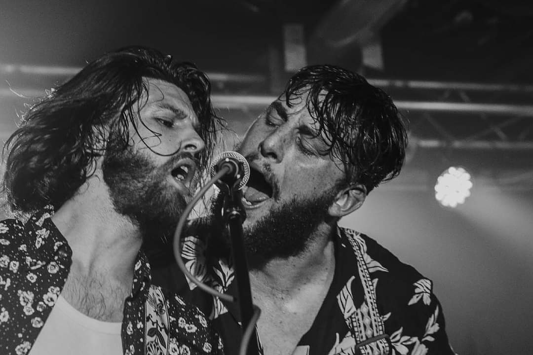 GiantGeorges's tweet image. Only just about recovered from our first gig back in over a year!

Thanks so much to everyone that came and made our EP launch such a special night ❤

open.spotify.com/album/2hw9XDjE…

📸 @mattcrockford