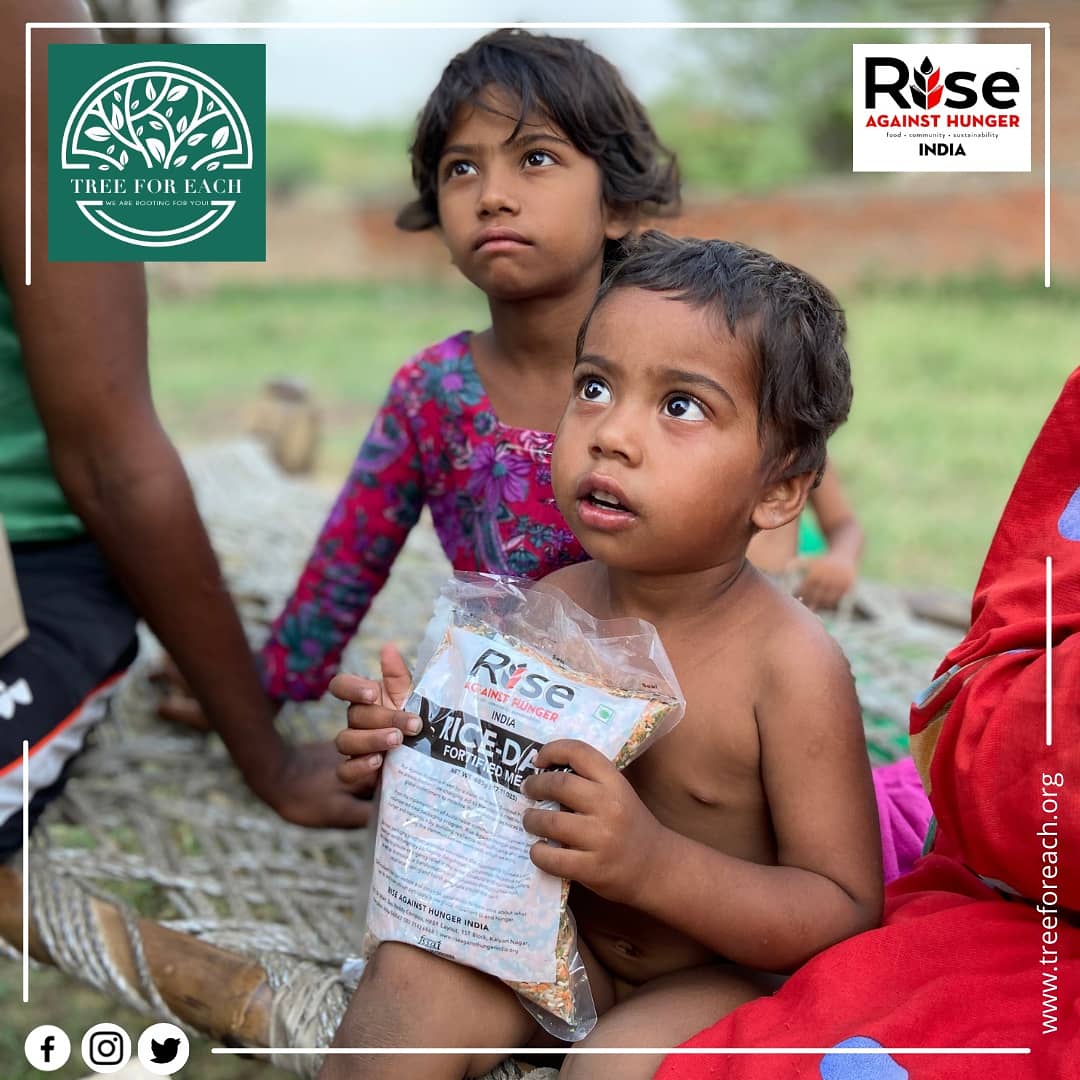 treeforeach's tweet photo. Making sure that we reach out to each and every individual in need, we are providing dry ration kits to the people who are in extreme need in collaboration with @RiseIndia2030
#treeforeachfoundation #foodforeach #covid19 #pandemic #coronavirus #freefood #quarantine #isolated https://t.co/ibMCvgkUeE