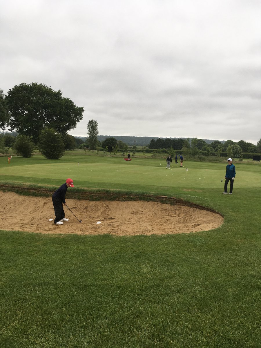 IanVibertgolf's tweet photo. Itβs great to be @MendipSpring golf club with the @Somerset_G_U U12s Squad with @ChrisColesGolf.
A lot of promise on show with all the boys excited about a busy summer of golf ahead @juniors_golf #countytraining https://t.co/8rGXPq613i