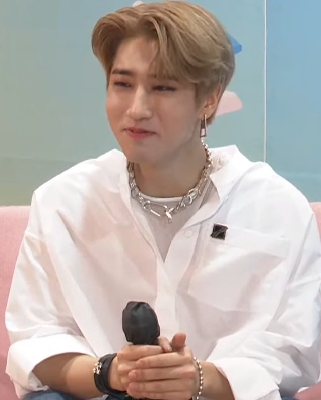 — Abryl ✩⁸ tweet media