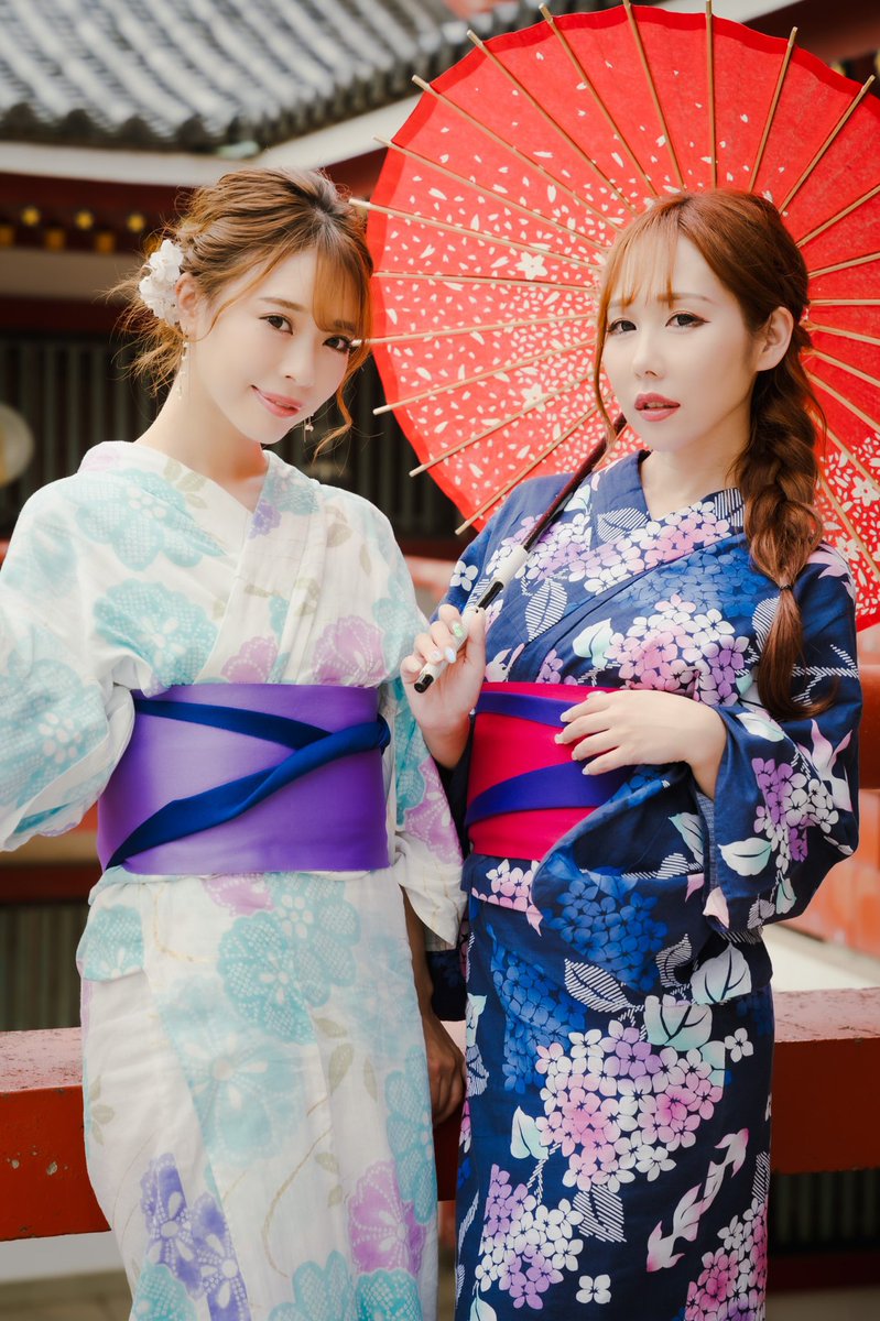 q_kondo's tweet photo. In Frame: 
#高村みどり さん @midori45t 
#杉山まどか さん @Mado8mado 

反則級のふたり🤣🤣🤣

@Nlimi_offical 
@cinderella_club 
#キレイを撮りたい
#ふぉと #jp_portrait部 
#pasha_magazine 
#写真好きな人と繋がりたい 
#写真撮ってる人と繋がりたい https://t.co/Bsx4Onlmmf