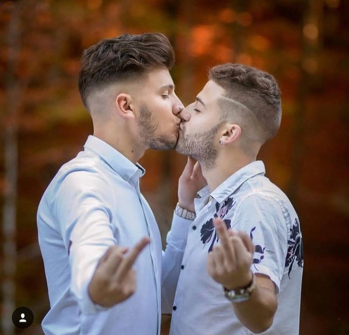 serdar127837082's tweet photo. Kapak olson🌈🌈#Pride2021 #LGBTHaddiniBil https://t.co/EW5riODpSb
