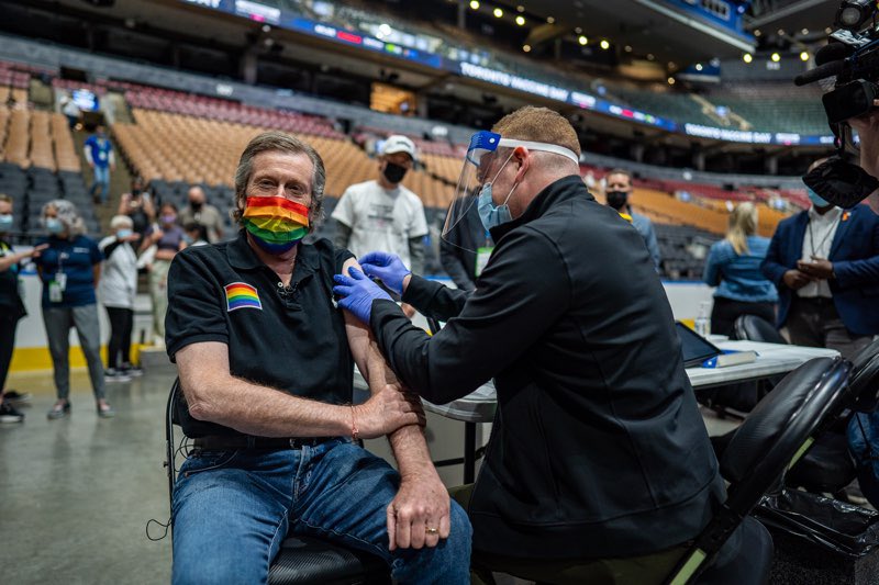 JohnTory's tweet photo. Got my second #COVID19 vaccine dose!

And what a fitting day on #TorontoVaccineDay at @ScotiabankArena.

This is our winning shot, Toronto. Get vaccinated. https://t.co/1eKoh597Or