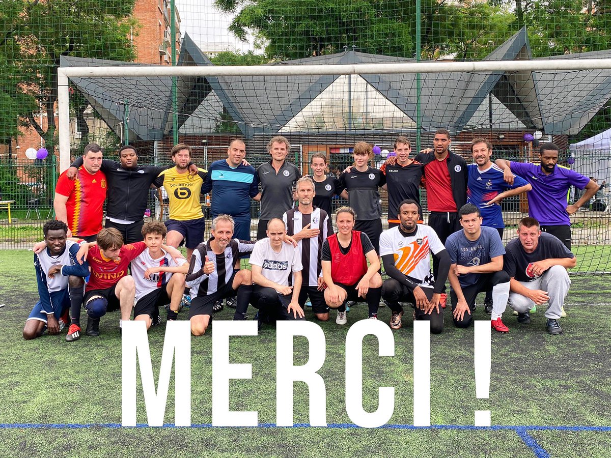 CAParis14's tweet photo. Retour sur une journée qui nous avait manqué depuis 2 ans : la fête du club ! 🤩🎉

Un vrai plaisir d’avoir pu tous se retrouver, d’échanger et de voir des sourires après une année si particulière 🌟

Merci à vous pour cette belle fin d’année ! 🙏

@LPIFF75 @District_92 @D75foot https://t.co/GQxga9bg87