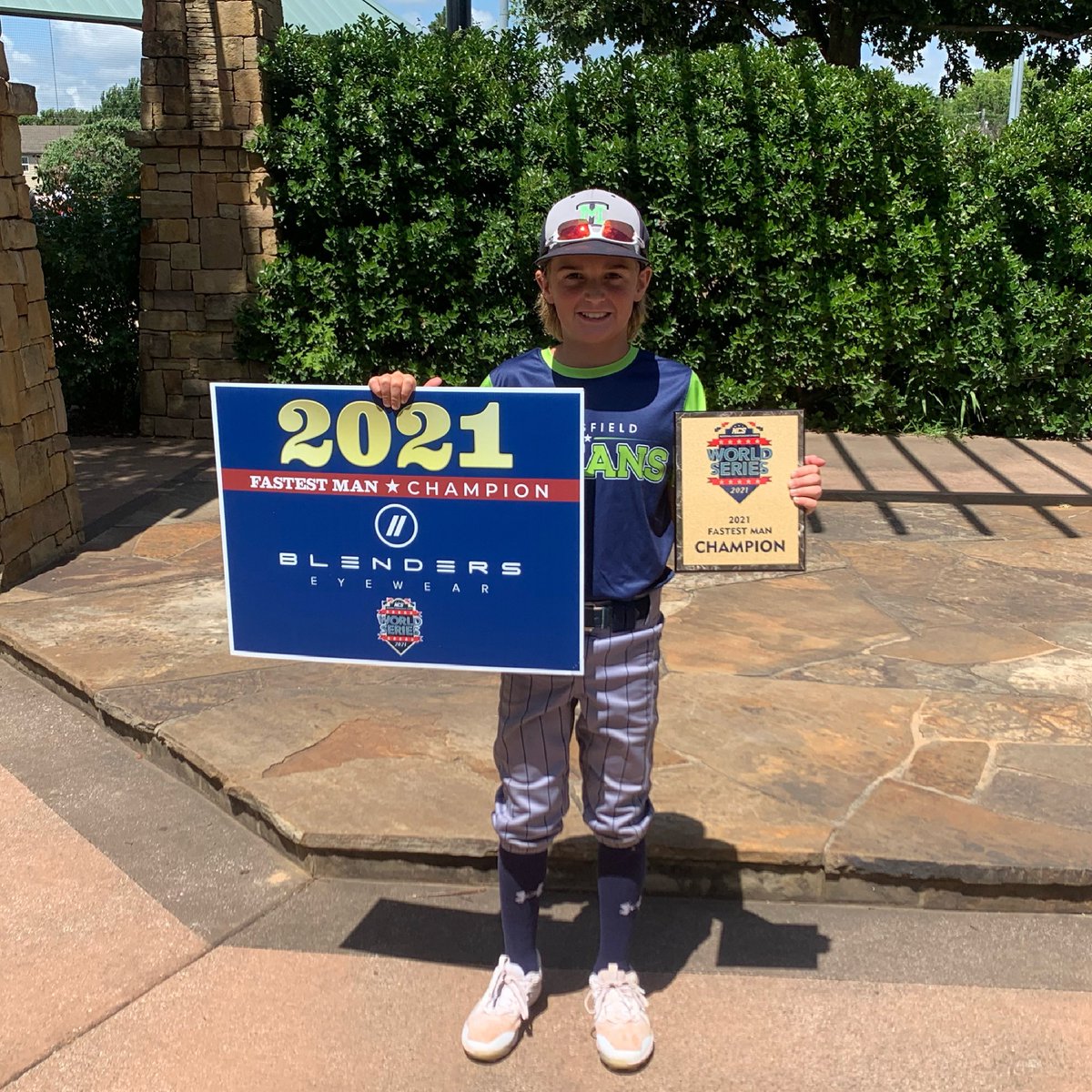 CONGRATS to our 10u Fastest Man w/ the Mansfield Texans!

You will look great in your #blenderseyewear!

Thank you #blenderseyewear for sponsoring our Fastest Man Contest. 

#blenderseyeswear
#Blenders
#BlendersTexas