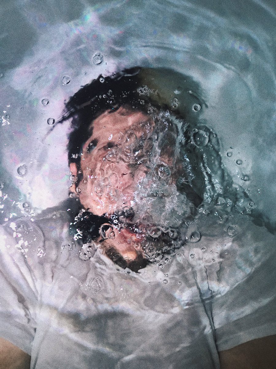 IzzyLucid's tweet photo. Couple bloopers/failed attempts before we got the final product for #AnxietyTheEP 🌸💕 album art❤️ .. it’s the eye in frame 2&amp;3 for me 😭🤣 https://t.co/vMy1nka6Ix
