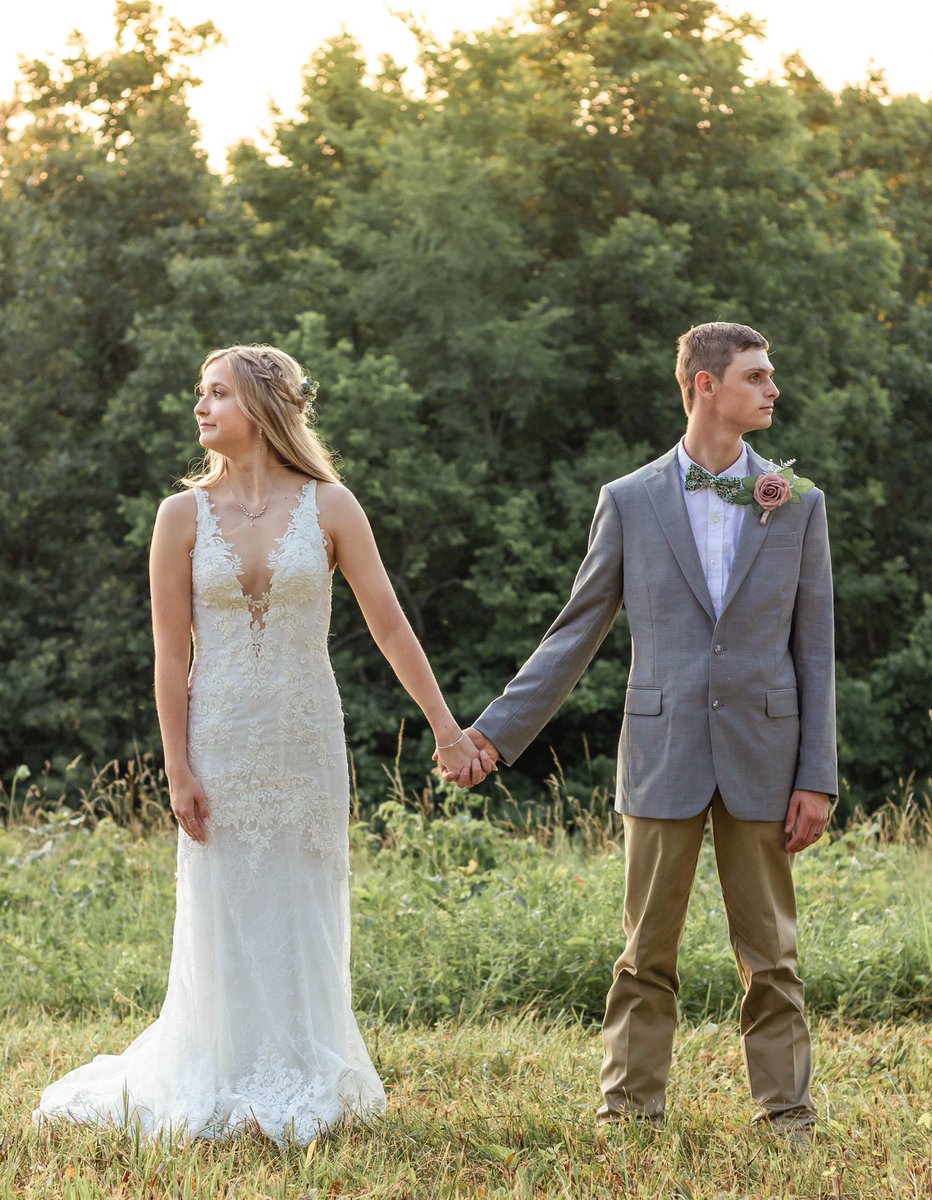 ellarushh's tweet photo. I married my best friend. https://t.co/ijVHhjFEhd