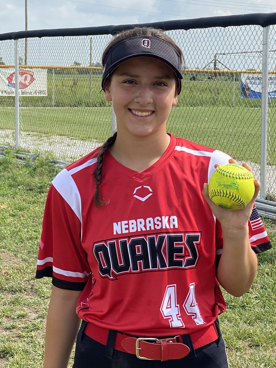 <a href="/Jillian___H/">Jillian</a> with her First 💣! Congrats Jillian <a href="/NEQuakesSB/">Nebraska Quakes Softball</a> <a href="/QuakesRecruit/">Quakes Recruiting</a>