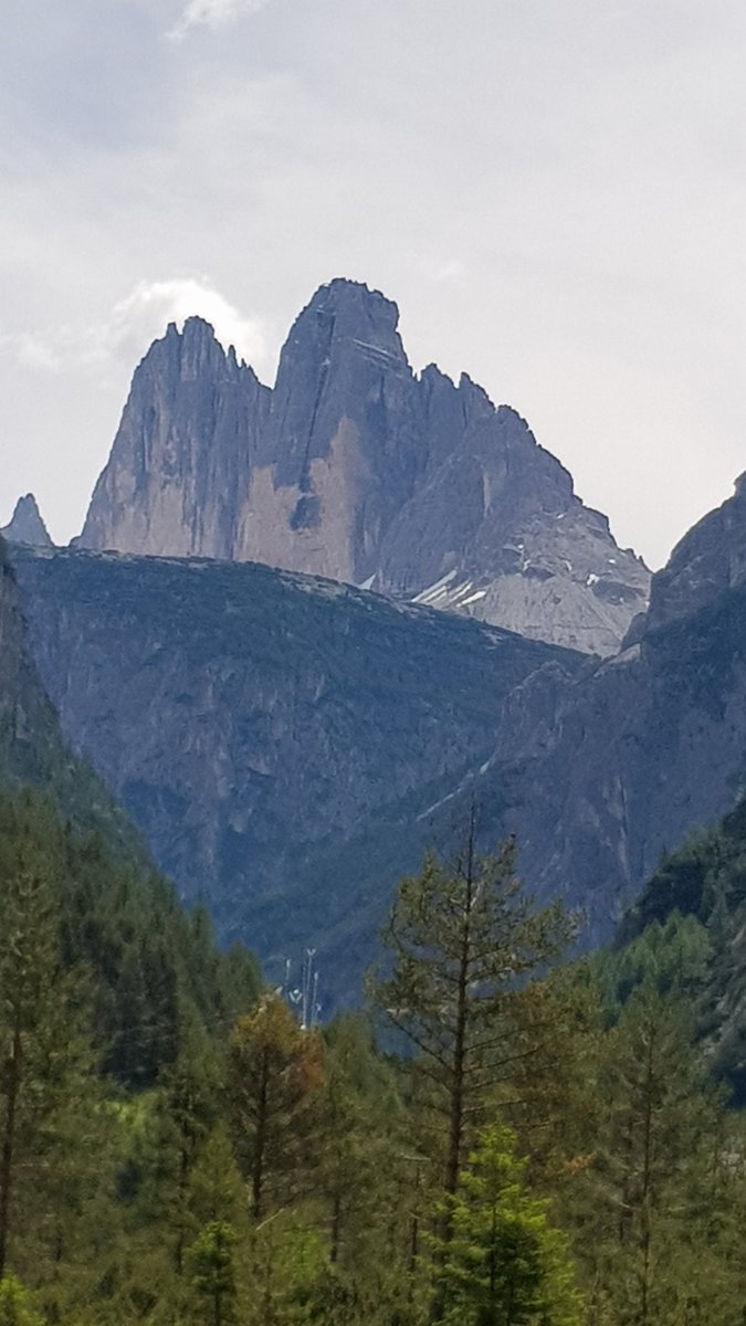 fabru67's tweet photo. Giro completo delle #3cime #Lavaredo
Monumento della natura, spettacolari https://t.co/GSjyLjmlvg