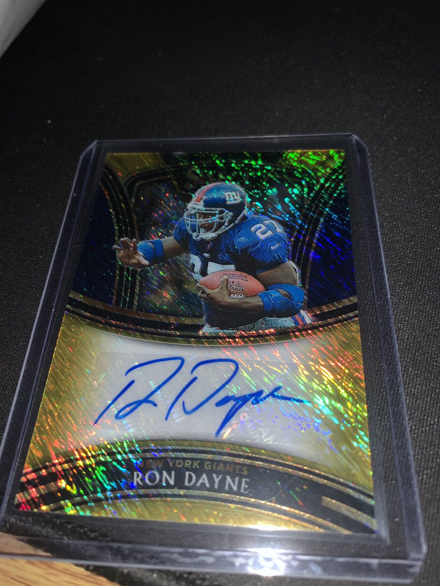 ItsNewerr's tweet image. Pulled this beautiful @Ron33Dayne  card in love with it!!