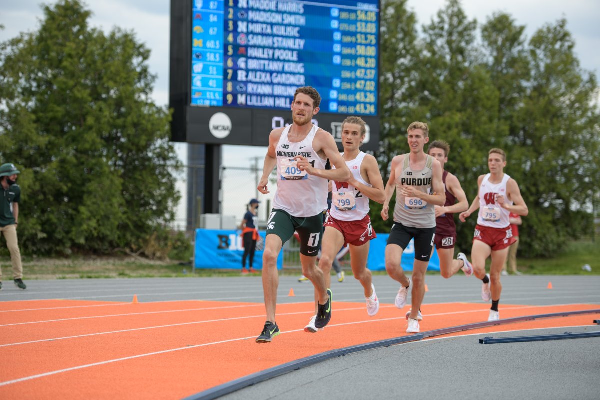MSU_TFXC's tweet photo. Despite the crazy heat 🔥, @morg_bead finishes 6th in an incredibly competitive 5000m (13.30.90). He had the second-best time among collegians!

#OlympicTrials2021 | #GoGreen https://t.co/IKmtKv5P5q