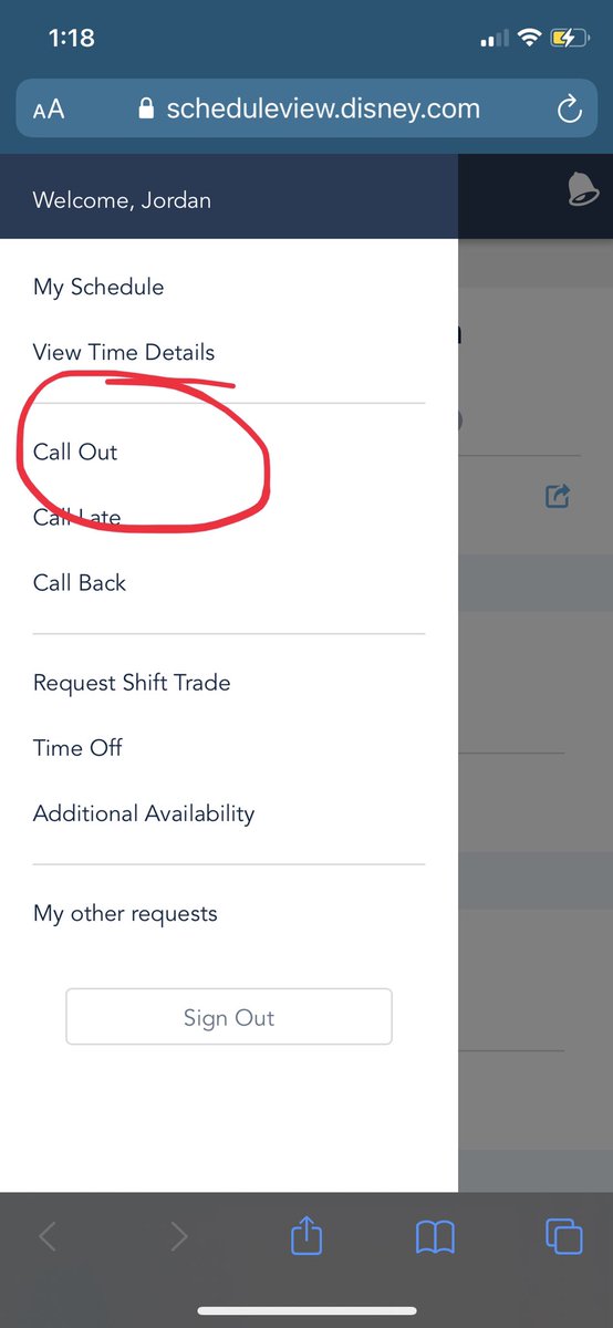 kinggoodies_'s tweet image. the sexual tension between me and this button