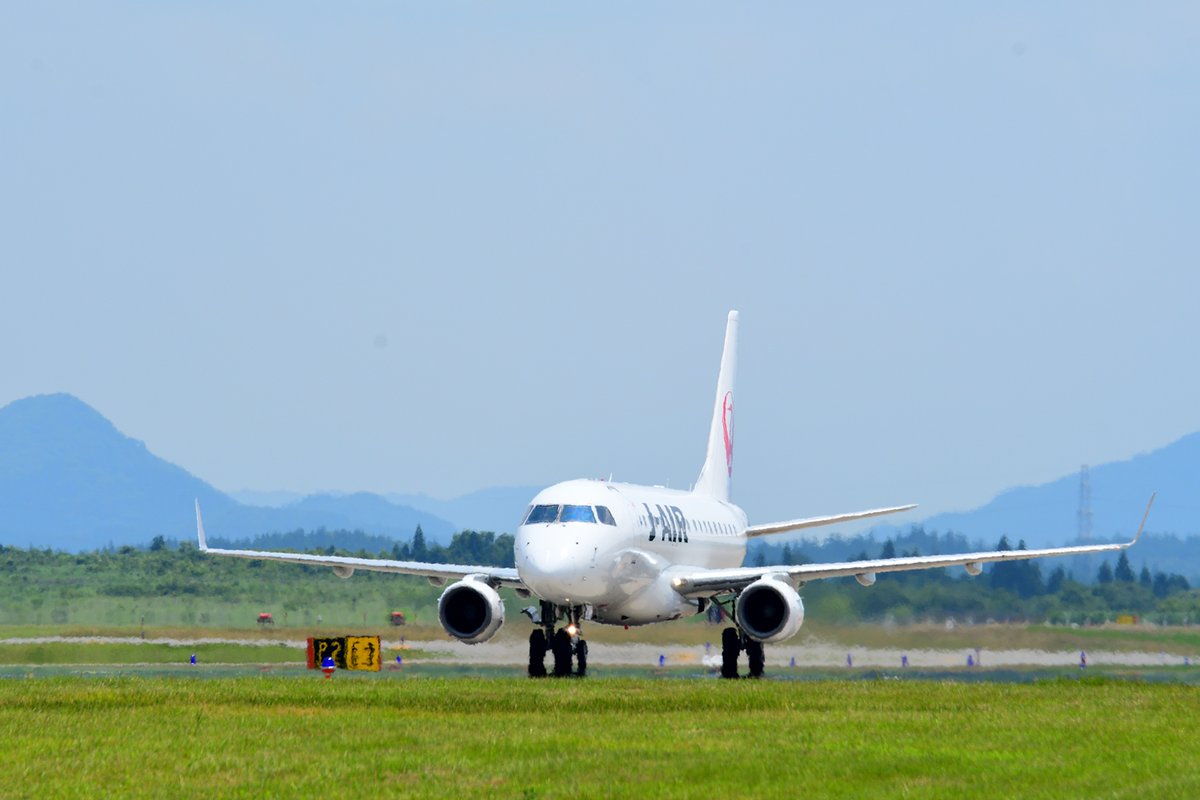 Suprane スープレン 新千歳空港からのe190 折り返しの便も新千歳へ E190も一度乗ってみたいな Jalと言えば鶴丸だね 日本航空 Jair 秋田空港 Axt Rjsk Suprane スープレン 新千歳空港からのe190 折り返しの便も新千歳へ E190も一度乗ってみたいな Jalと言えば鶴丸だね 日本航空 Jair 秋田空港 Axt Rjsk