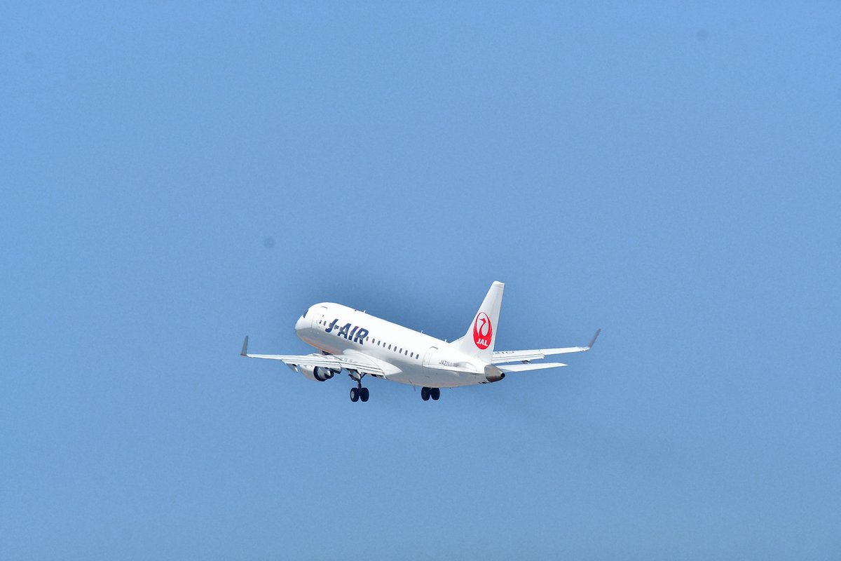 Suprane スープレン 新千歳空港からのe190 折り返しの便も新千歳へ E190も一度乗ってみたいな Jalと言えば鶴丸だね 日本航空 Jair 秋田空港 Axt Rjsk Suprane スープレン 新千歳空港からのe190 折り返しの便も新千歳へ E190も一度乗ってみたいな Jalと言えば鶴丸だね 日本航空 Jair 秋田空港 Axt Rjsk