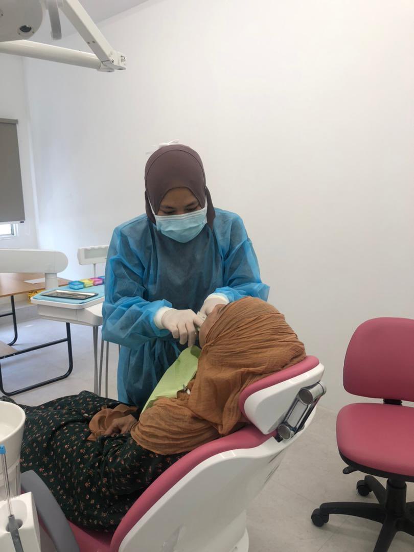 twt_selangor's tweet photo. Mencari klinik utk scaling gigi yang murah? Jom kita scaling gigi dekat Klinik Pergigian Dental Republik Kapar. Lokasi atas Econsave Sungai Kapar Indah.

Harga untuk scaling gigi bermula dari RM80-RM150 bergantung kepada keadaan gigi kita. https://t.co/zYg4Ew4GGa