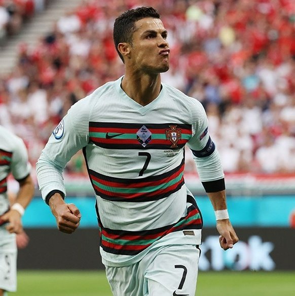 Tarafımız belli hadi Ronaldo hadi Portekiz💪#ForzaPortugal
