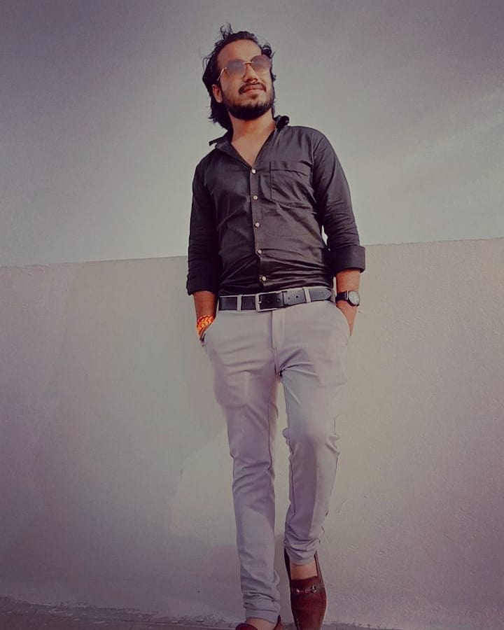 RayanshParswani's tweet photo. Remember Hating Me Doesn't Make You Pretty.
.
.
.
.
#livelife #fullfillyourdreams #livefree #behappy #keepinspiring #keepgoing #onelife #livelong #pose #newpost #newpic #instagram #facebook #tweeter #inspire #motivate #pehlapyar #shivdhvani 
#ray https://t.co/KaxIJX3VSC