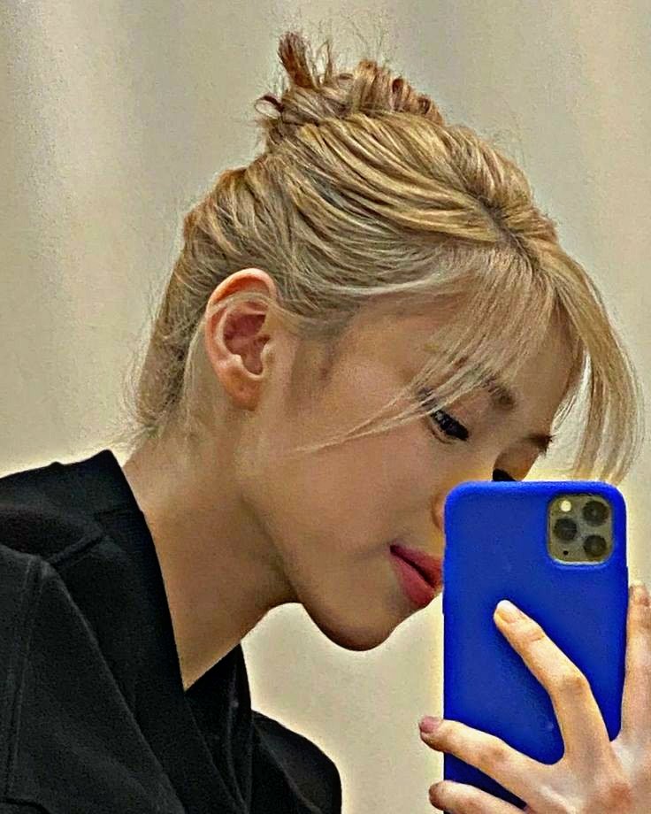 Mσɳιƈα tweet media