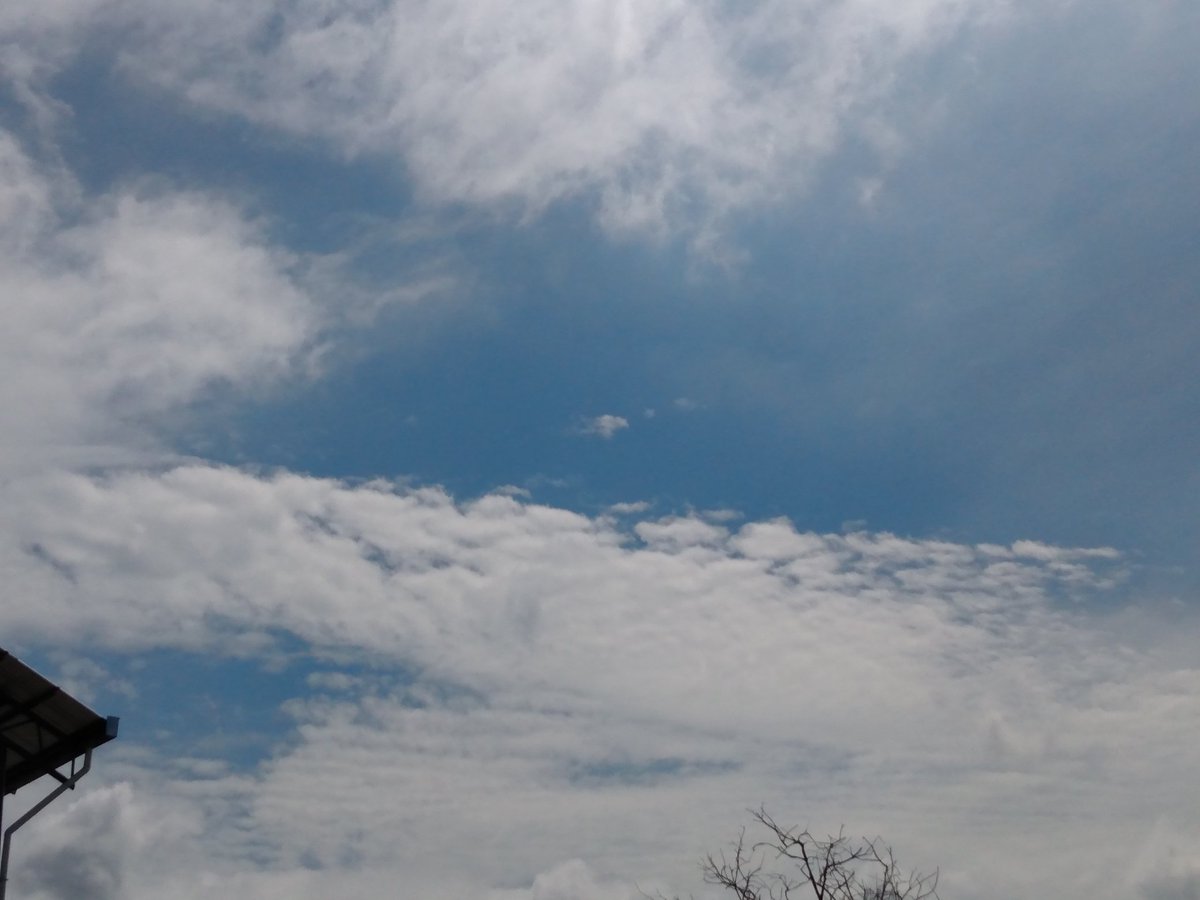 sandra_urania's tweet photo. El cielo puede esperar, aún descubro misterios https://t.co/zGCLOysp5f
