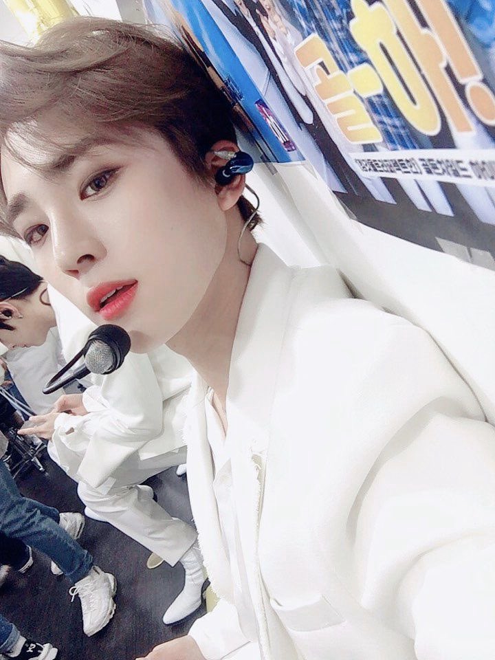 thinking about seungmin (rest) (@baethinker) on Twitter photo 