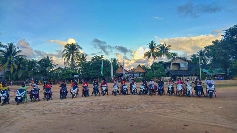 Anti-regime protesters in Aut Kyaukwut village, LAUNGLON township drove their motorcycles to protest against military dictatorship. #RecognizeNUG #WhatsHappeningInMyanmar #June27Coup #MilkTeaAlliance
