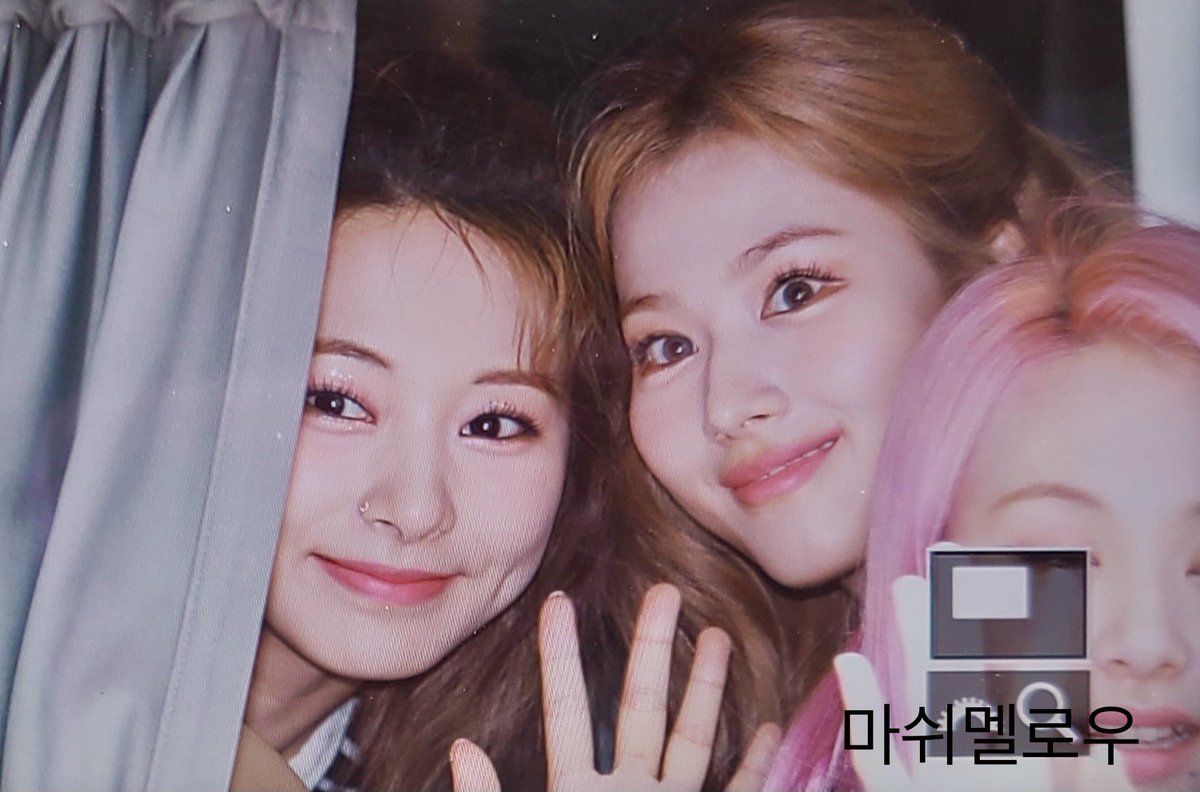 bewithmiu's tweet photo. satzu said june is our month https://t.co/cJk5s0Fa9V