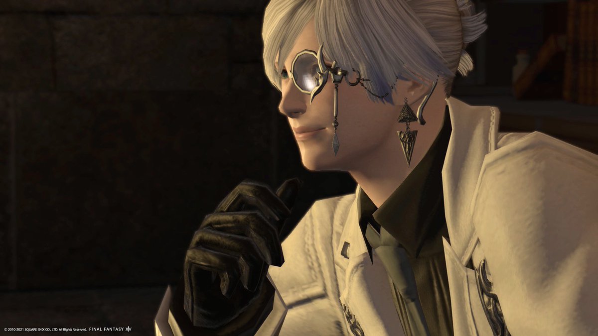 青胃 V Twitter カッコイイ服なんか急に貰った 何故 モノクルかっこいいな あとエア眼鏡じゃなくなれる