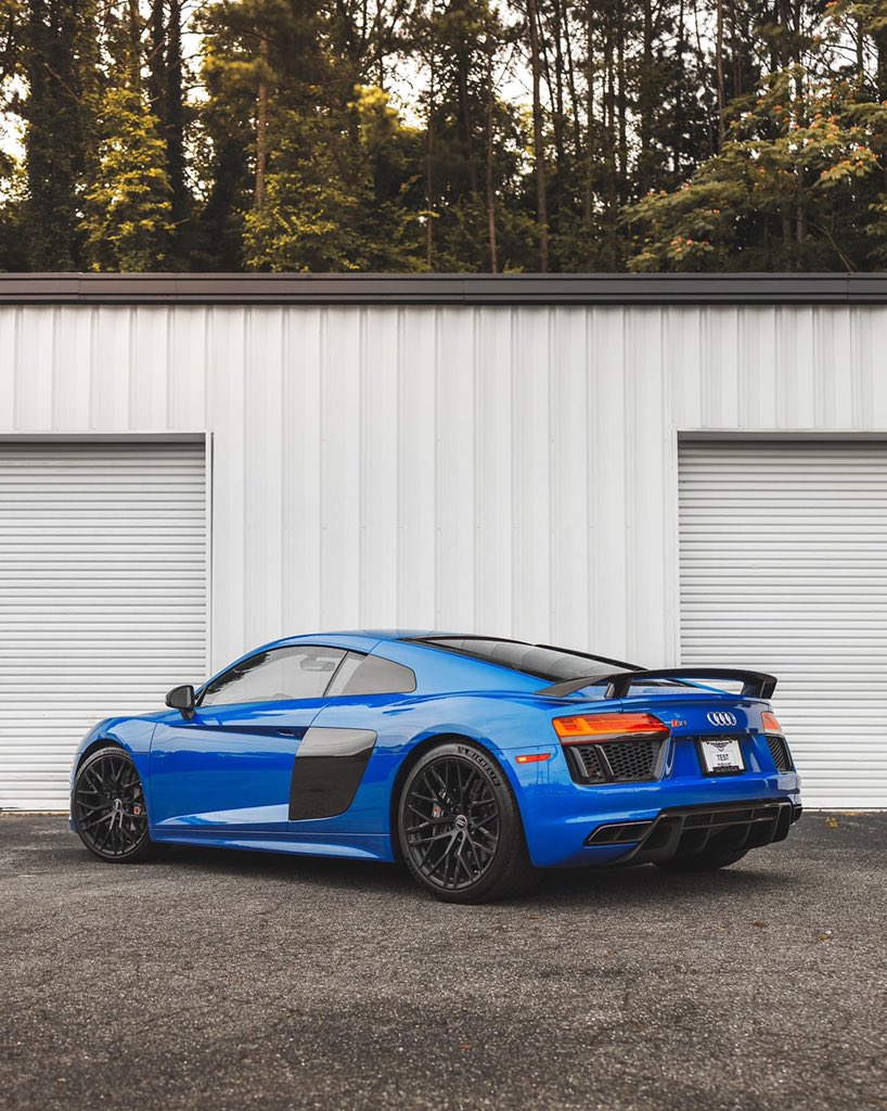 carpxrnpicx's tweet photo. R8 https://t.co/AcxRi2y0HI