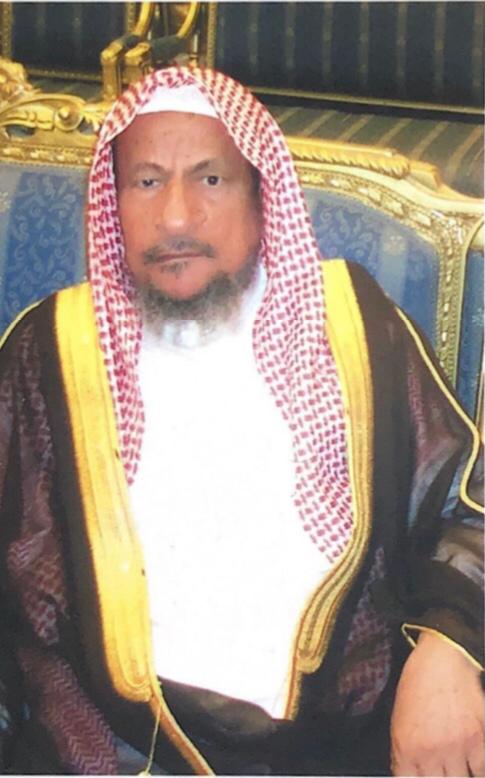 رحم الله جاري الغالي أبو صالح ناصر بن محمد بن ناصر الصالح والدته حصة بنت دخيل الفالح رحمهما الله كانت مشهورة بتعليم الفتيات القرآن، حافظة لكتاب الله ولد في ذي الحجة عام 1348 ، ونشأ في مدينة #الزلفي ، وفي السنة السادسة من عمرة درس في الكتاتيب وقرأ القرآن الكريم على الشيخ عبدالعزيز