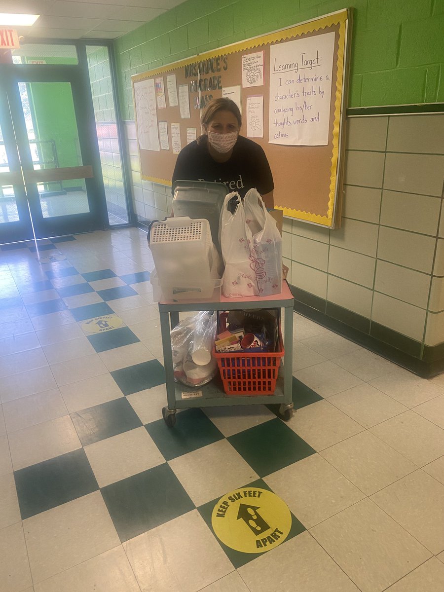 HTechcenter's tweet photo. Moving up and out, right after breakfast and those #LastdayOfSchool tasks. #HempsteadHeroes #Summer2021 https://t.co/9ECYqXzey5