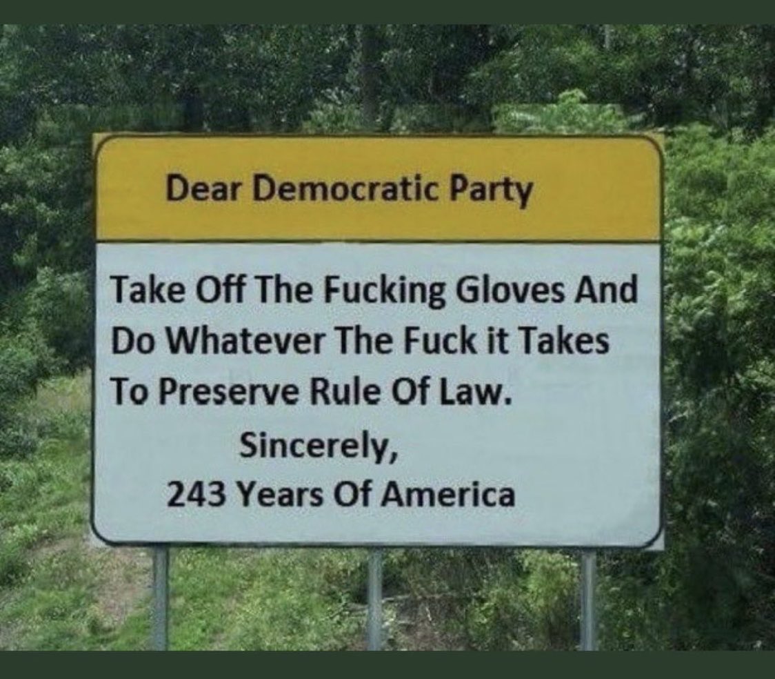 PatsLadi99's tweet photo. #DearDemocrats 🇺🇸
PLEASE! Take the Gloves off! Democracy is at stake!
@TheDemocrats @TheDemCoalition @harrisonjaime @DNC @DNCWarRoom @SpeakerPelosi @SenSchumer @ChrisCoons @ChrisVanHollen @DickDurbin @dscc @HouseDemocrats @azdemparty https://t.co/m5Z6BqmCYG