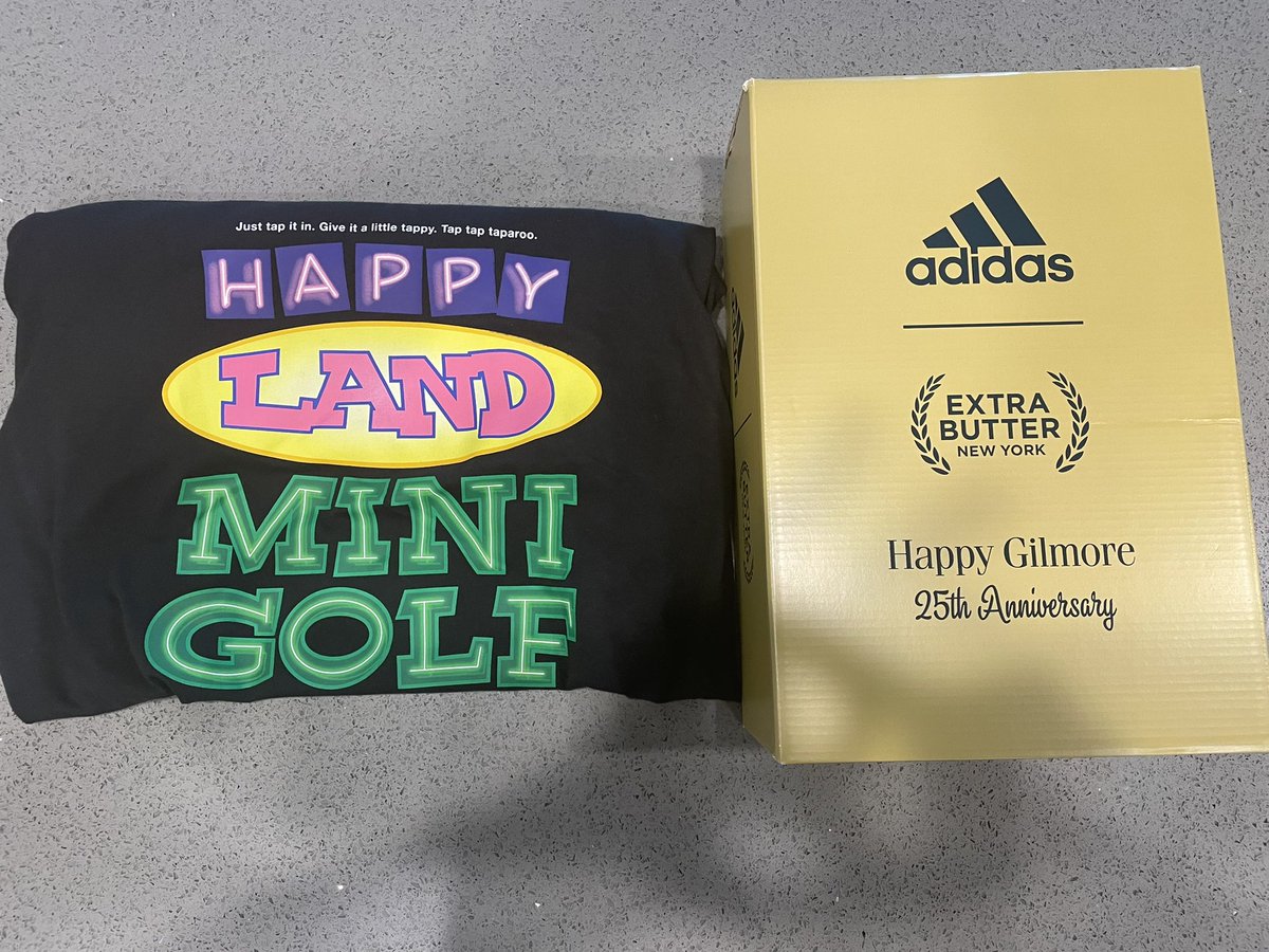 derrtycal35's tweet photo. Adidas x Extra Butter x Happy Gilmore 25th Anniversary UltraBoost #HappyGilmore #boostvibes #Shooter https://t.co/KPZSRjVllm