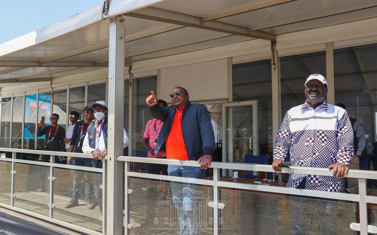 StateHouseKenya's tweet photo. 1/2 President Uhuru Kenyatta was joined by several national leaders among them former Prime Minister @RailaOdinga,  former Vice President @skmusyoka and Nakuru Governor @GovLeeKinyanjui at the Power Stage Finish of the 2021 WRC Safari Rally in Naivasha, Nakuru County. https://t.co/mv6Kt0I5HH