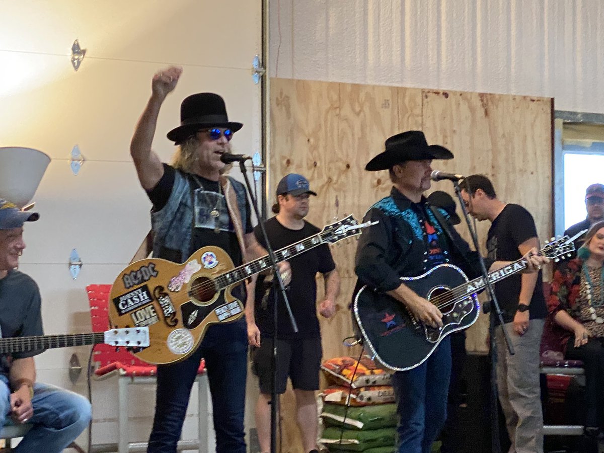 Representative Kevin McDugle (@kmcdugle) on Twitter photo Love watching and listening to a true freedom loving American! Thank you! <a href="/johnrich/">John Rich🇺🇸</a> proud to coin you! Love watching and listening to a true freedom loving American! Thank you! <a href="/johnrich/">John Rich🇺🇸</a> proud to coin you!