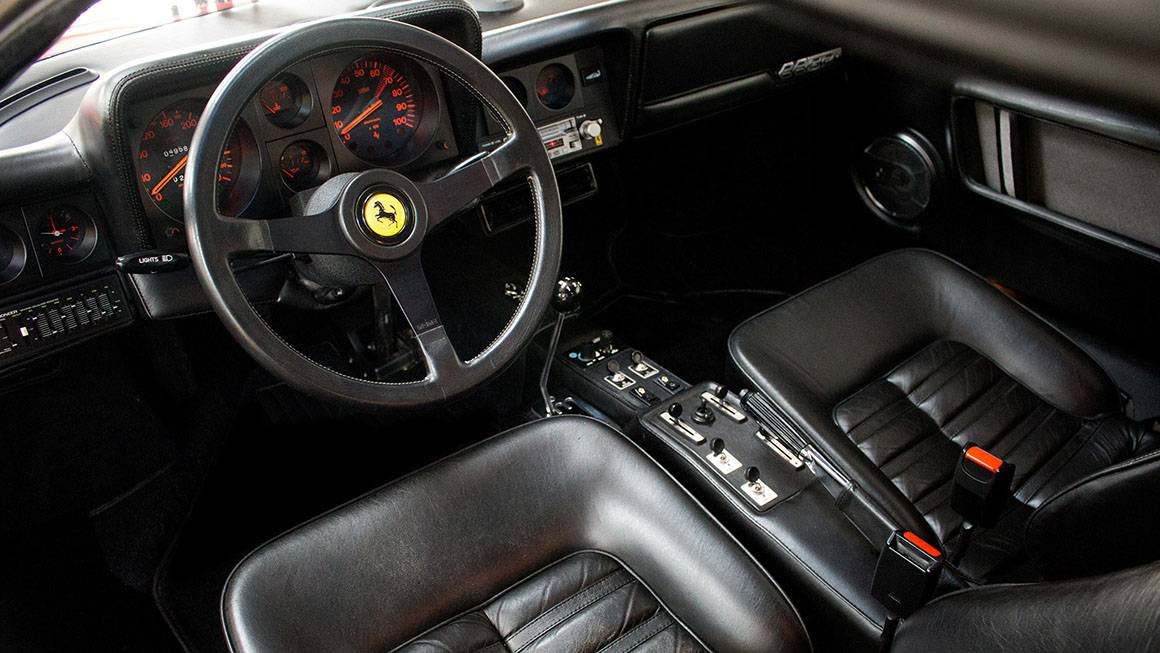 UltimativCars's tweet photo. A new day, a new (used) car [n°1]

The #Ferrari 512 #BBi (1981-84; 1.007 units), which successor was the Testarossa, had 1 remarkable detail:
though the "BB" stood for "Berlinetta BOXER", the 512 NEVER had a real Boxer-engine, but a 180°-V12.
Anyway: this 1984 BBi is now on sale. https://t.co/KCyBT0mIvG