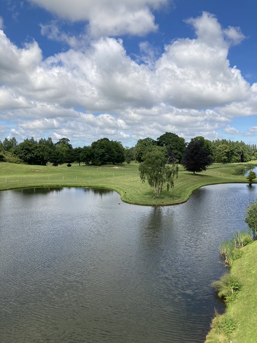 Lunch with a view at CityWest vaccination centre after reaching the milestone of 200,000 vaccinations today, thanks to all the wonderful staff. @KarnCliffe @eile27