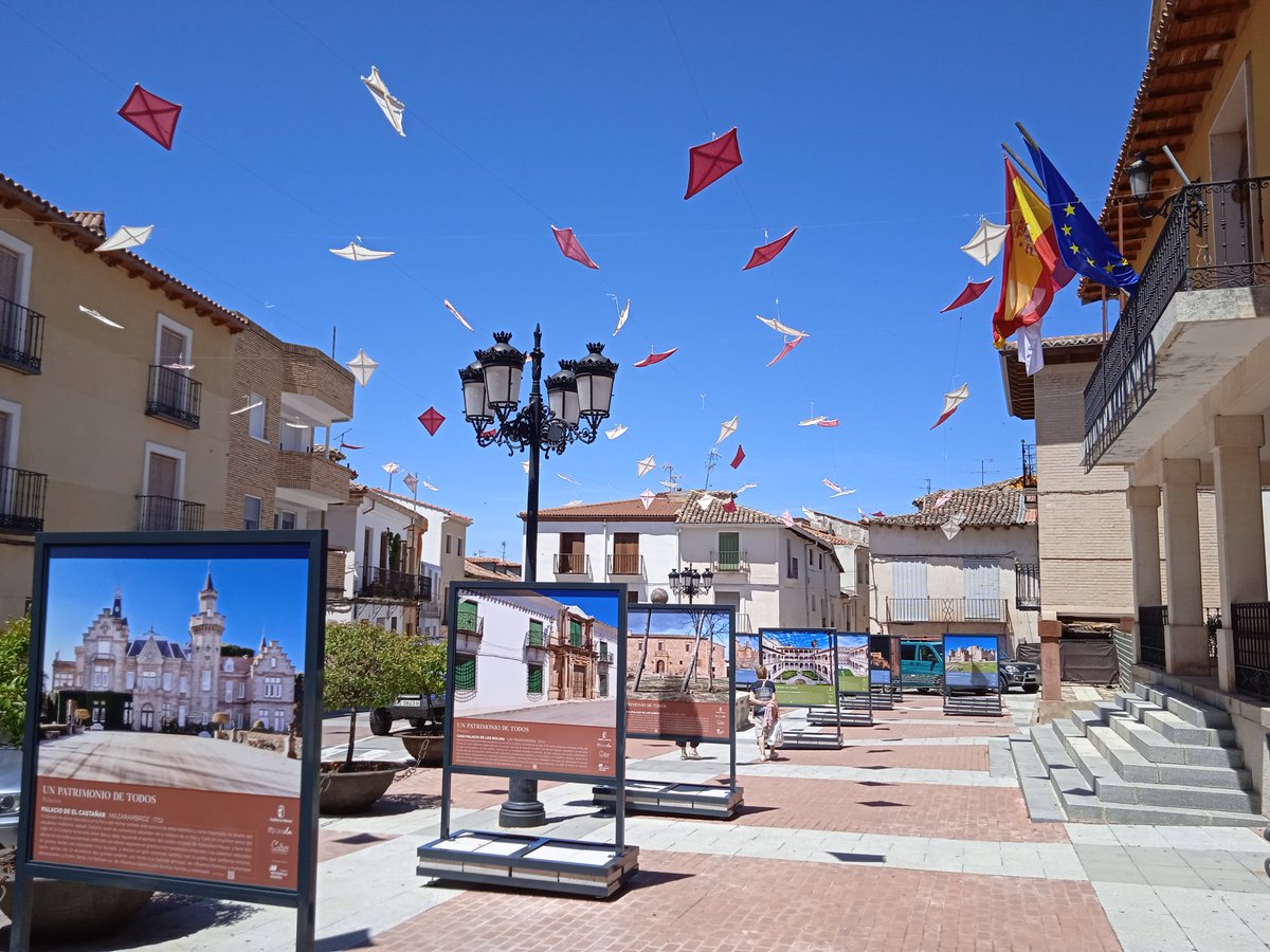 nela_grees's tweet photo. Qué maravilla de exposición "Un #patrimonio de Todos" recién inaugurada en mi pueblo #Jadraque. Recomendable visita! 👏👏👏
#CulturaSegura @culturaenclm https://t.co/w5Z6VZlRhs