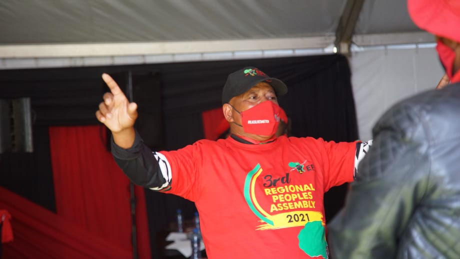 EFFKZN's tweet photo. EFFKZN CCT Deployee Commissar Mathapelo Siwisa joining Harry Gwala Region Deployees in song as they wait in anticipation for the announcement of the new Regional Command Team (RCT) that will elected later on today
@EFF_HarryGwala
@EFFSouthAfrica
#EFFRPAs https://t.co/TzB46oPZVE