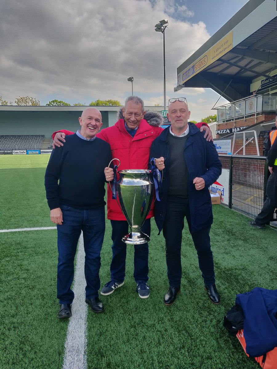 LullingstoneFC tweet media