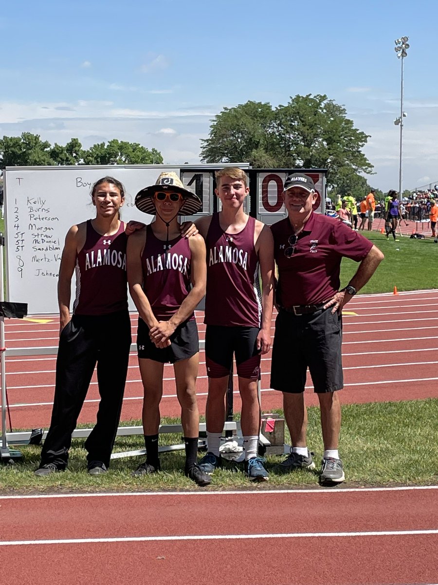 erik_melgoza's tweet photo. Big shout out to Jenn M. and all the T&amp;F coaches and Athletes at AHS. What a great showing at the championships, proud to be a part of Mean Moose Nation. @AndyLavier @murillolf67 @Rion33 @omsmeanmoose @floreser @ConEChilders @MatthewRelyea @Marka98391994 https://t.co/cNjMZbDRwY