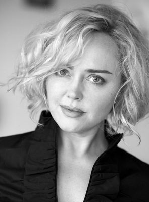 merlinpapin3's tweet photo. On souhaite un Bon Anniversaire à #AngelineBall qui a 53 ans, on peut la voir dans
Keeping Faith
Shameless
The Tiger 's Tail
Housebound
Bloom
Doc Martin
@Jouxplane83 @FredOL69007 https://t.co/WrUkTtl4Qa