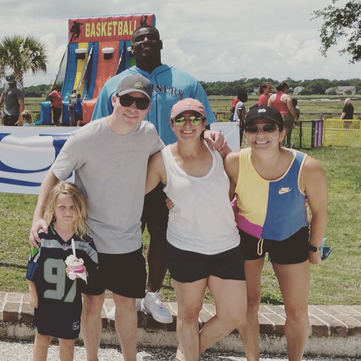 Murphy_McGuire's tweet photo. The 1st ever SOAR Day is officially in the 📚. Proud of @PoonaF_95 for wanting to put on such a wonderful event for his community of Hilton Head. Can’t wait until next year! 🙏 https://t.co/qJ0ZDo3edg