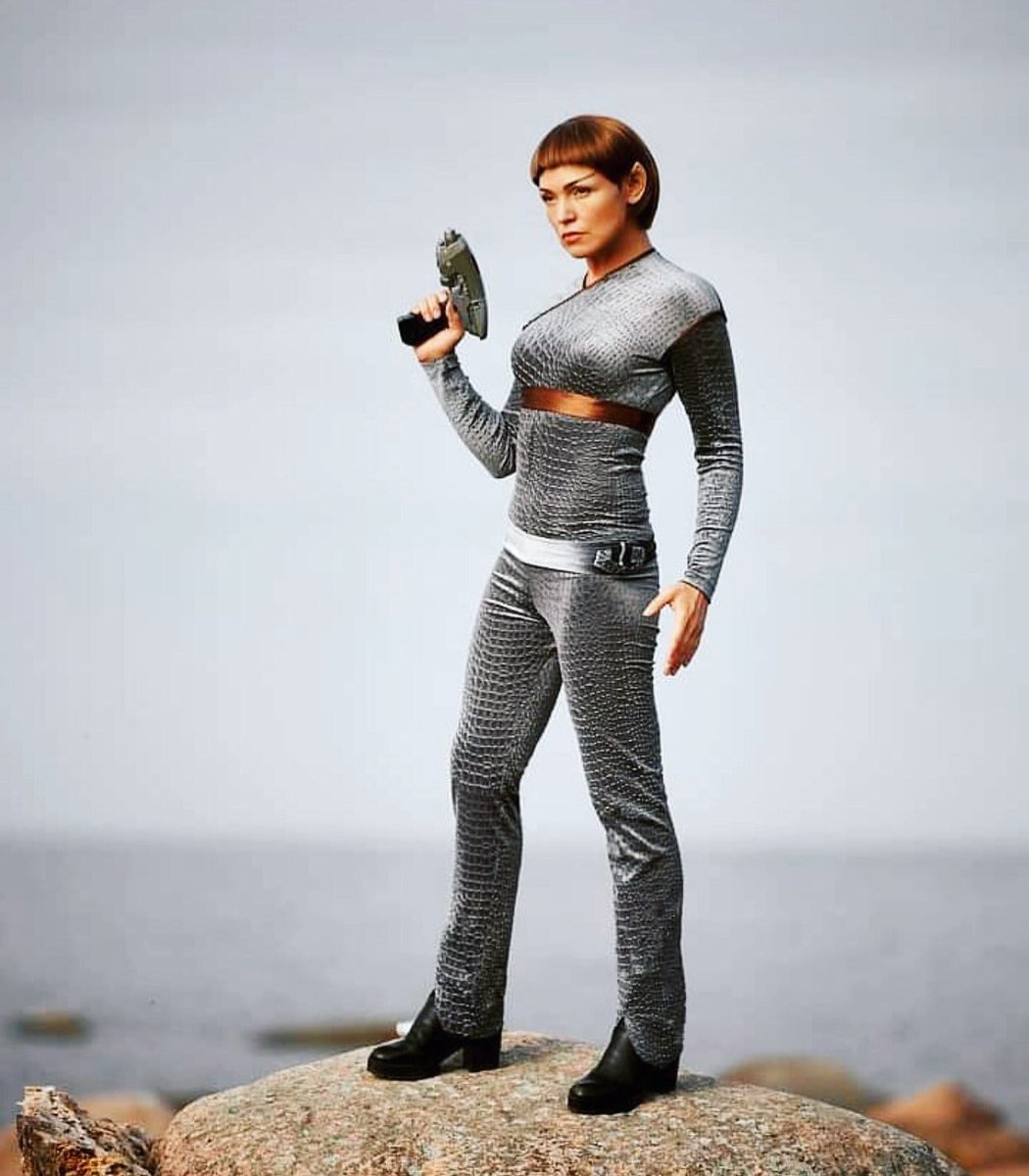 starshiptempest's tweet photo. This #cosplayer clearly has so much fun in character. @sofiatpol has a great IG feed. Where would we find your favorite character to Cosplay?
#StarTrekCosplay #StarTrekCosplayer #StarTrek #Romulan #TPol #StarTrekFans #StarshipTempest #SupportCosplayers https://t.co/YnaDtE1P10